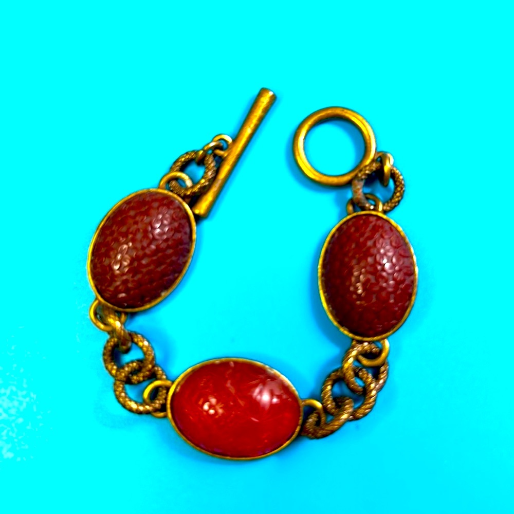 VTG Lucky Brand Bracelet brass tone Bakelite floral cabochons back-side flowers